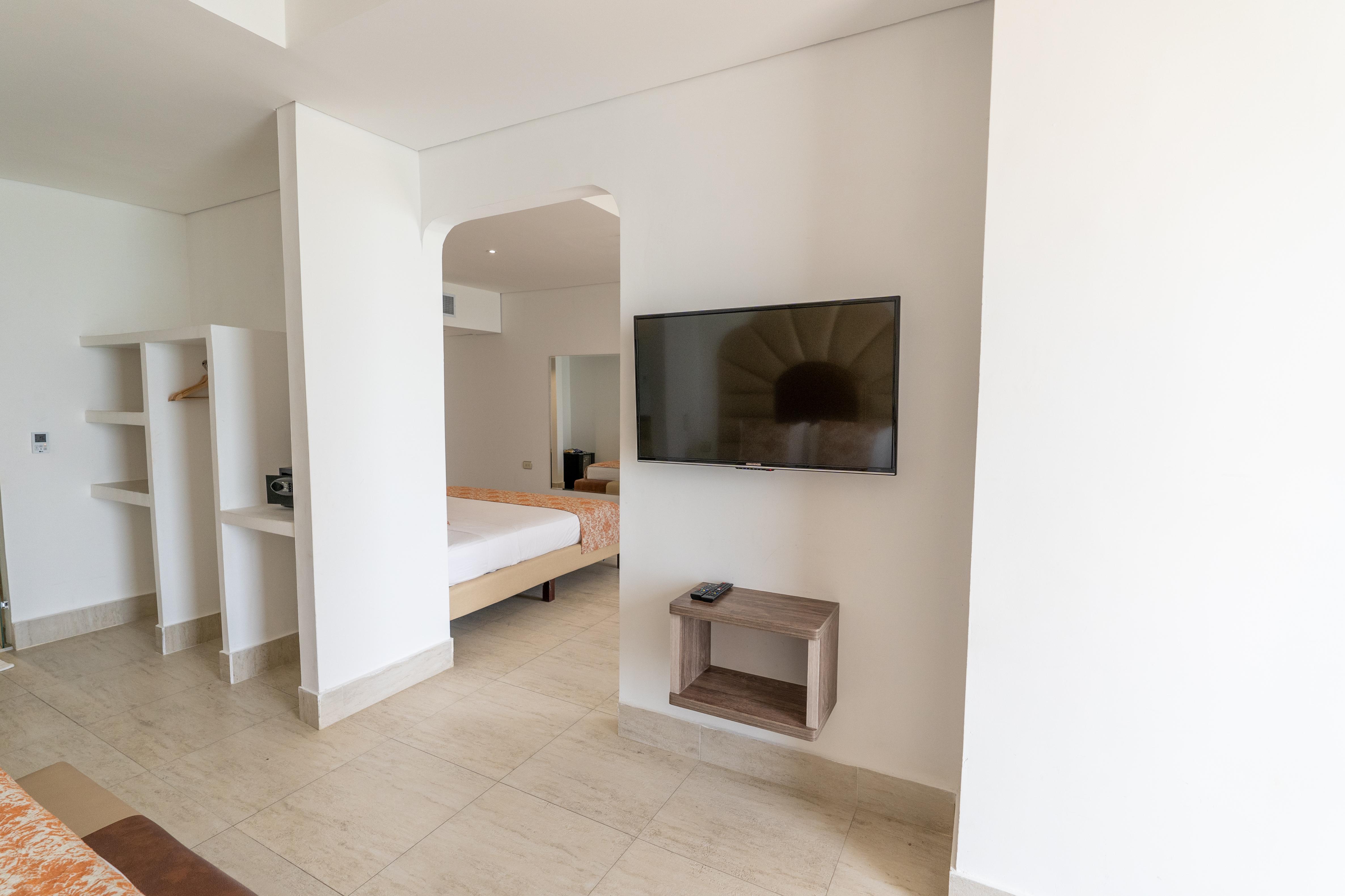 Hotel Cartagena Dubai Екстер'єр фото