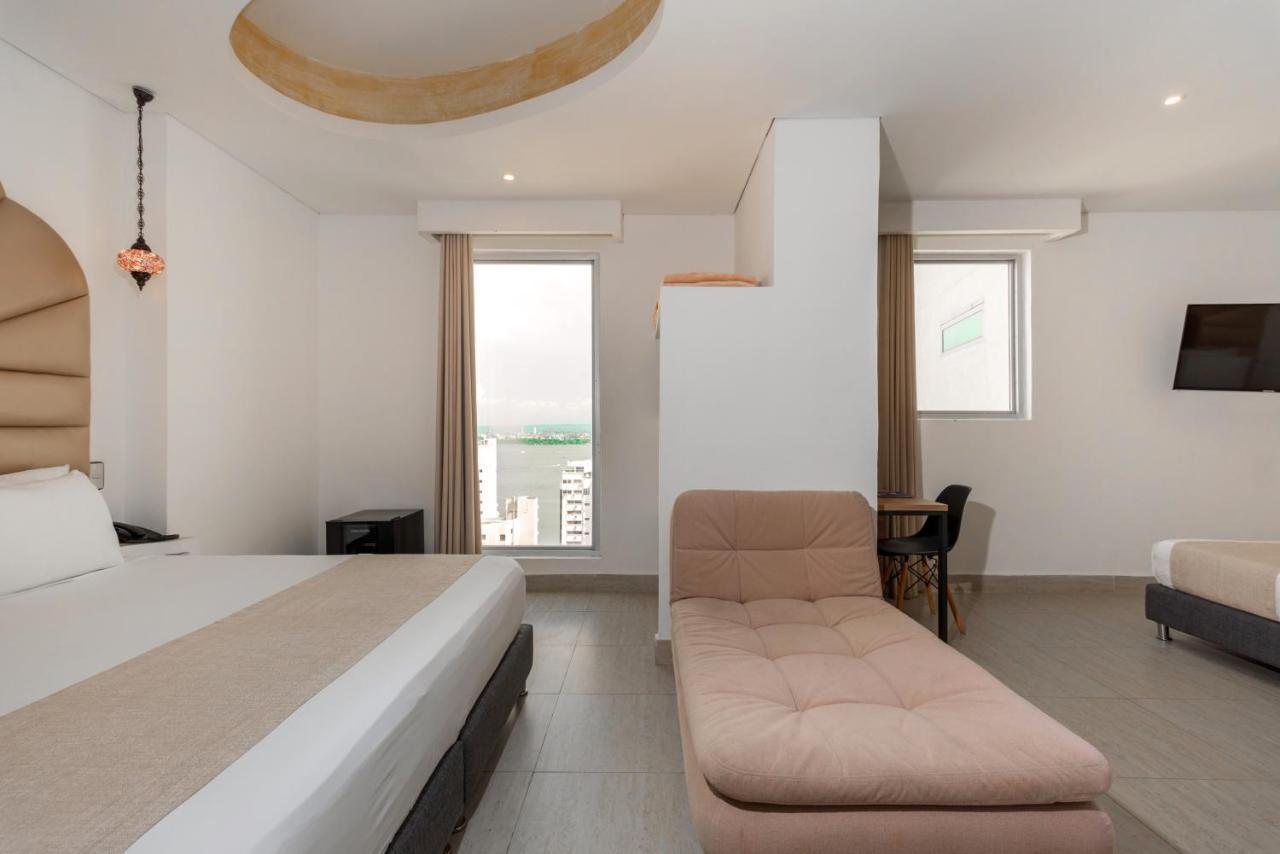 Hotel Cartagena Dubai Екстер'єр фото